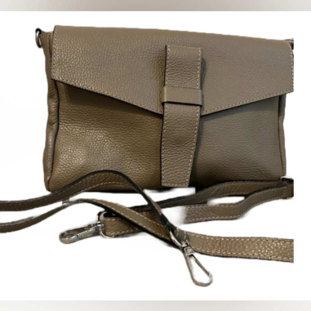 Elegant Brown Crossbody Bag
